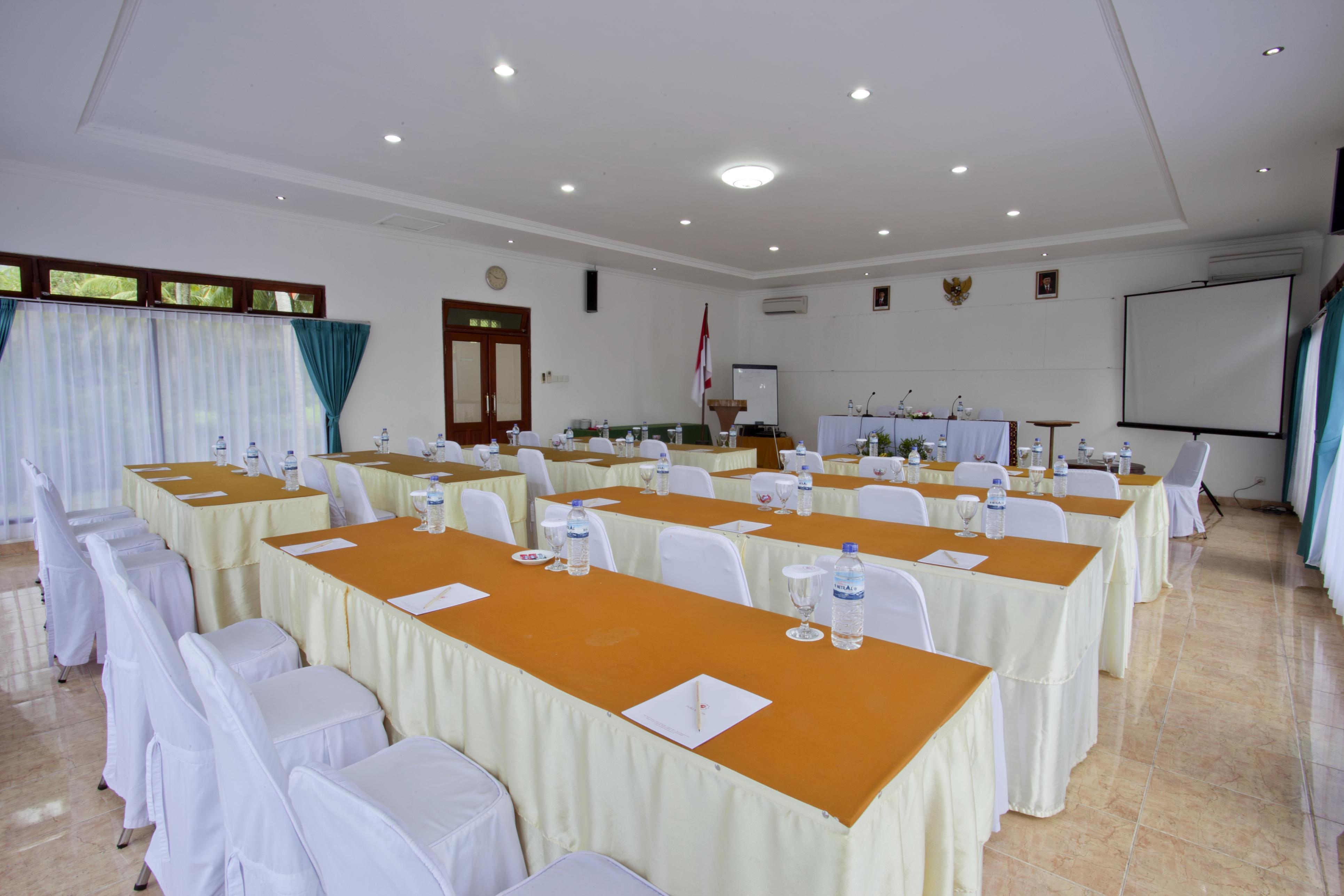 Puri Saron Senggigi Hotel Exterior foto