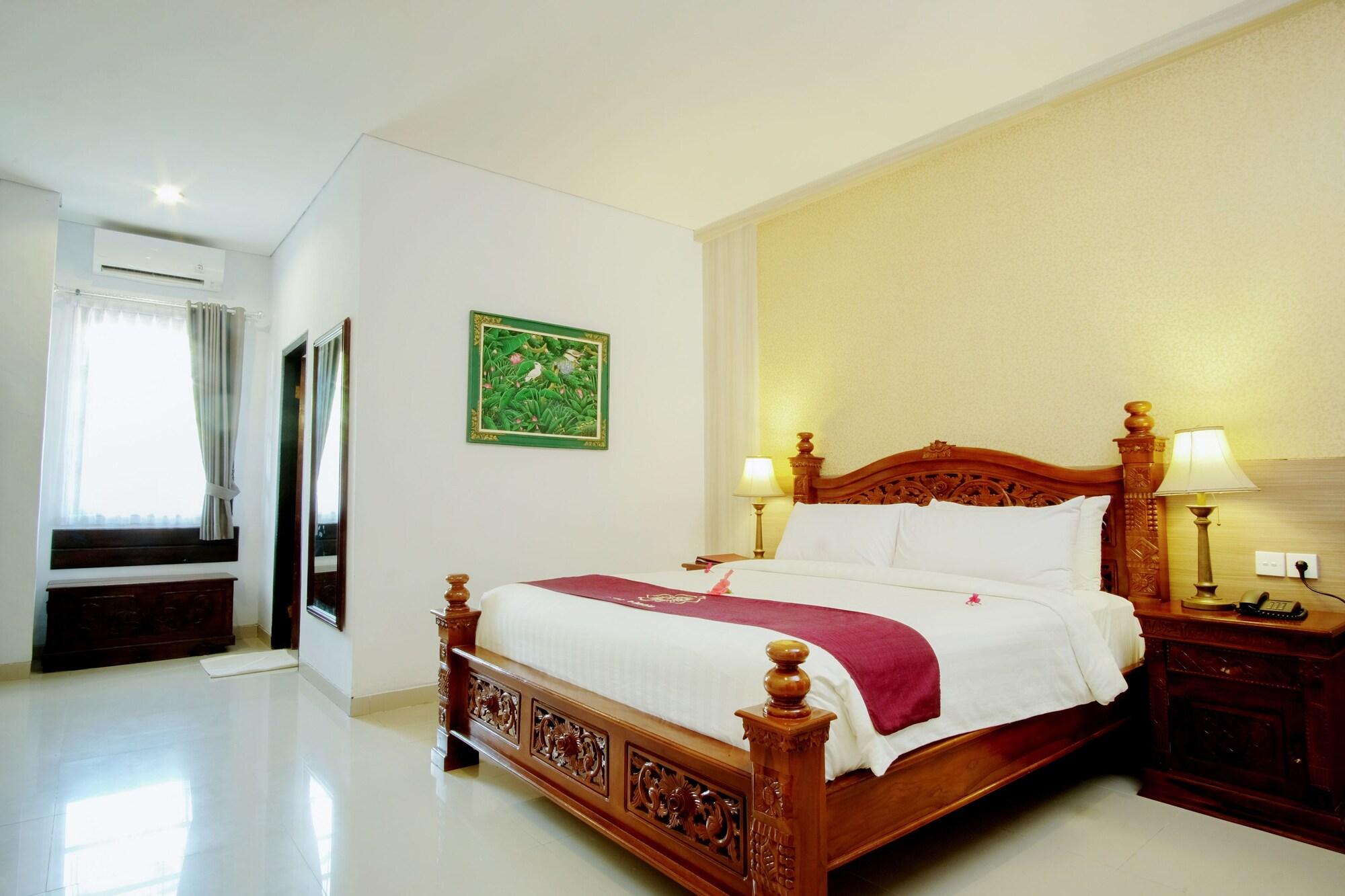 Puri Saron Senggigi Hotel Exterior foto
