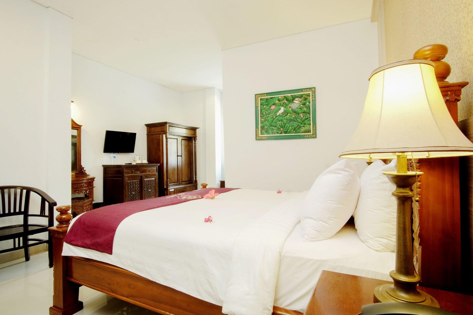 Puri Saron Senggigi Hotel Exterior foto
