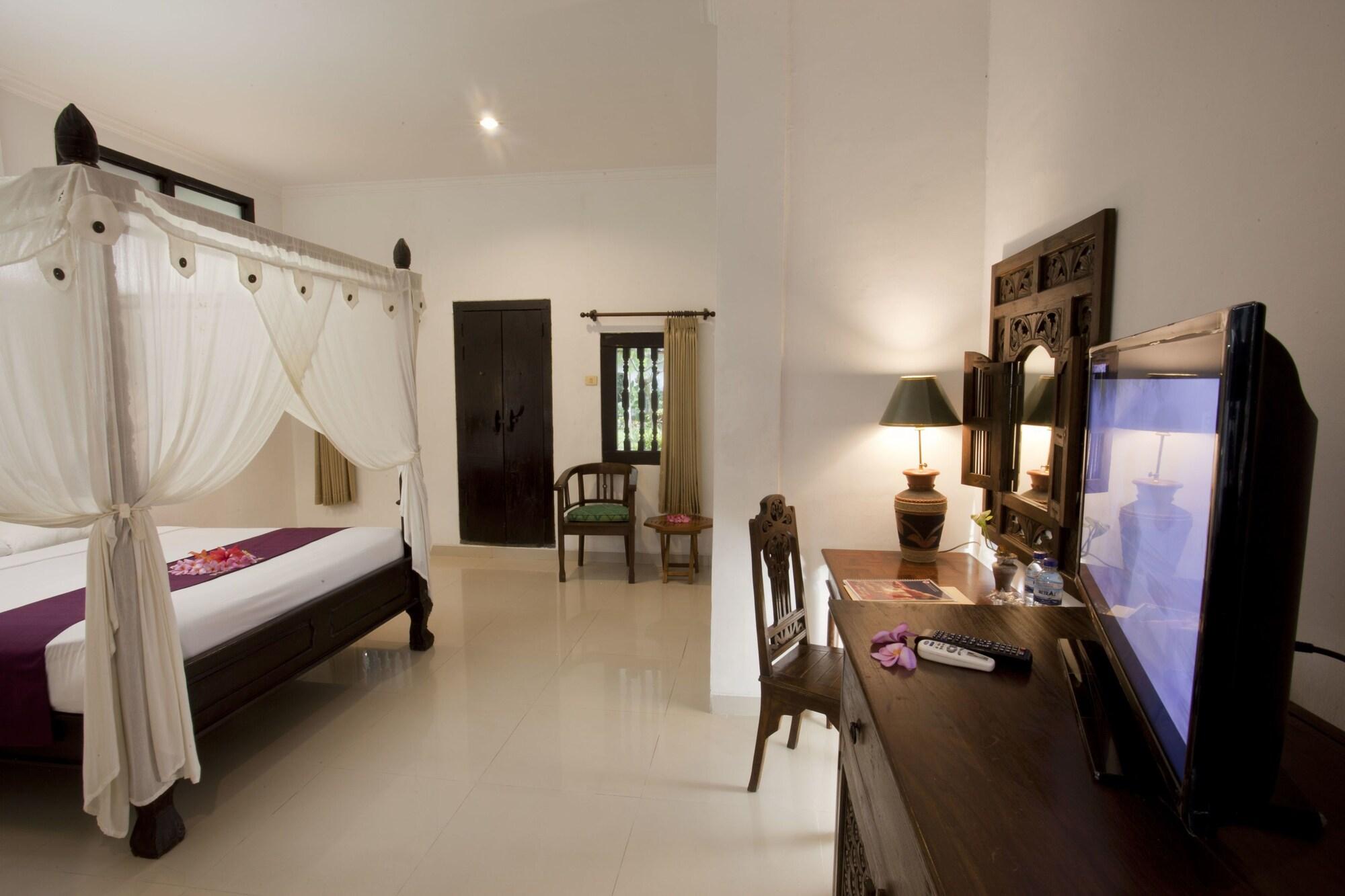 Puri Saron Senggigi Hotel Exterior foto