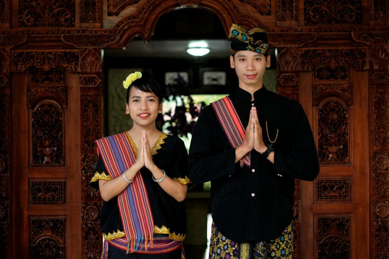 Puri Saron Senggigi Hotel Exterior foto